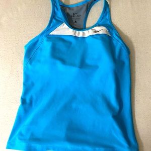 nike dry fit/built in bra tank